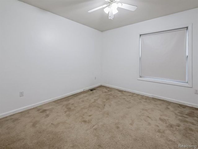 49 Oakhill Street, Pontiac, MI 48342