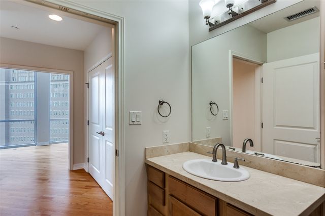 500 Throckmorton Street 1206, Fort Worth, TX 76102