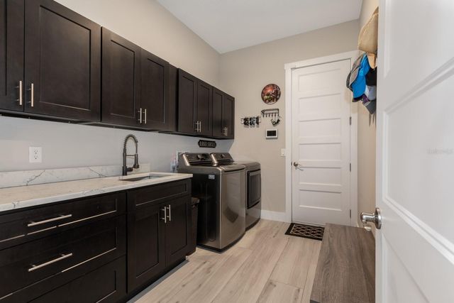 25962 HIGH HAMPTON CIRCLE, Sorrento, FL 32776