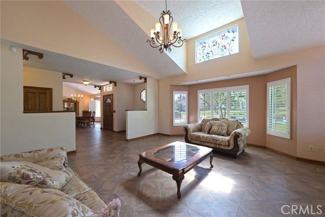 9330 Gum Tree, Corona, CA 92883