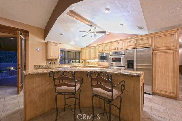 9330 Gum Tree, Corona, CA 92883