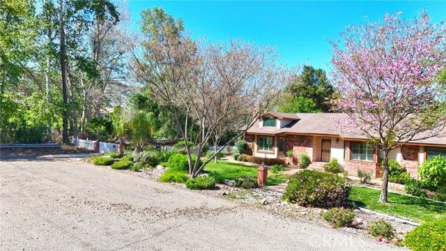 9330 Gum Tree, Corona, CA 92883