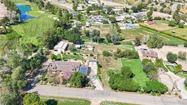 9330 Gum Tree, Corona, CA 92883