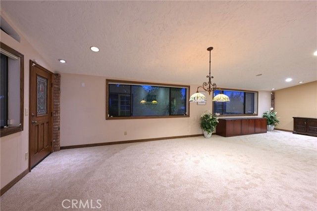 9330 Gum Tree, Corona, CA 92883