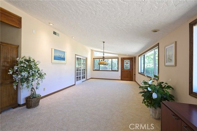 9330 Gum Tree, Corona, CA 92883