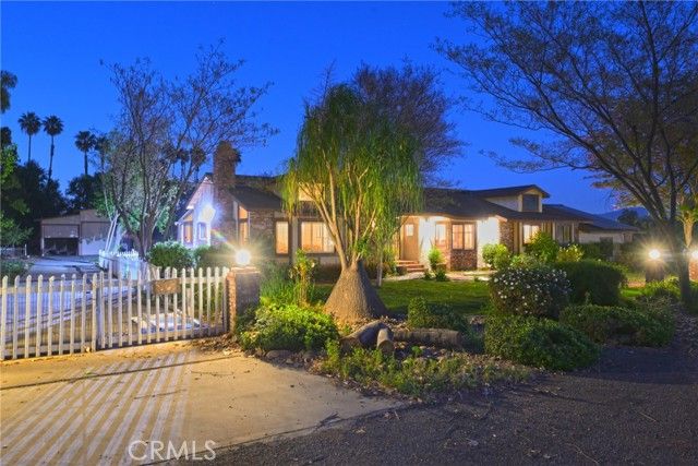 9330 Gum Tree, Corona, CA 92883