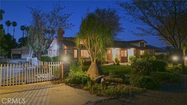 9330 Gum Tree, Corona, CA 92883