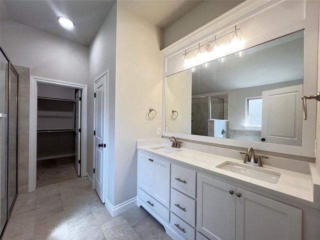 11608 NW 104 Street, Yukon, OK 73099