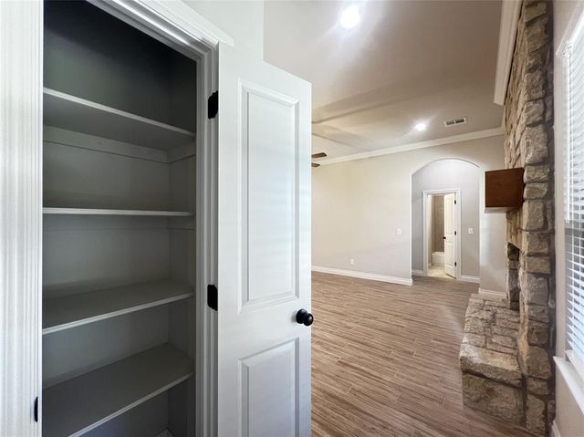 11608 NW 104 Street, Yukon, OK 73099