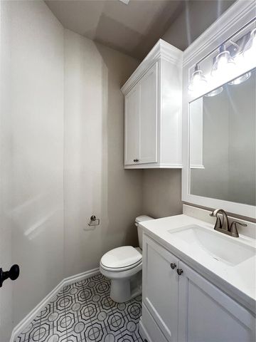 11608 NW 104 Street, Yukon, OK 73099