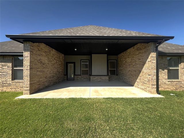 11608 NW 104 Street, Yukon, OK 73099