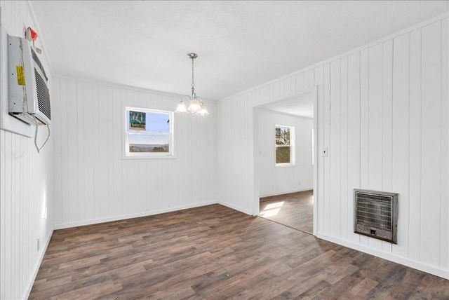 105 N Center Street, Tunnel Hill, GA 30755