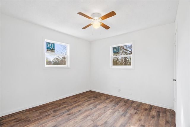 105 N Center Street, Tunnel Hill, GA 30755