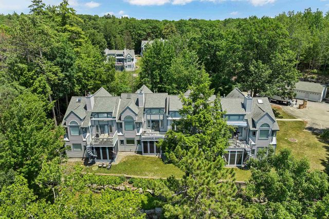 738 Weirs Blvd Apt 3, Laconia, NH 03246