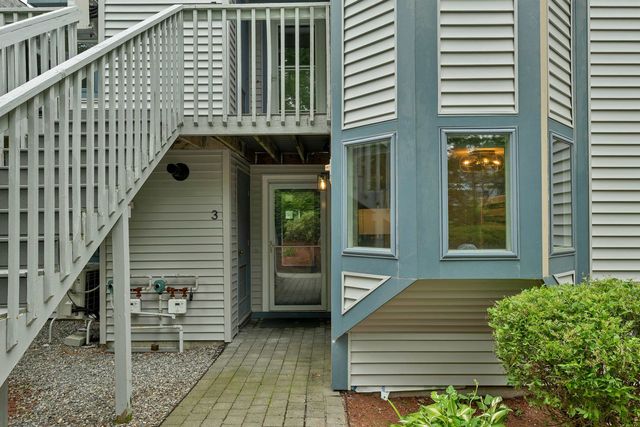 738 Weirs Blvd Apt 3, Laconia, NH 03246