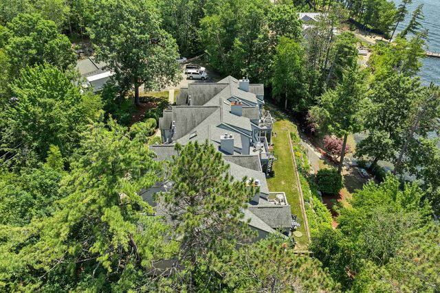 738 Weirs Blvd Apt 3, Laconia, NH 03246