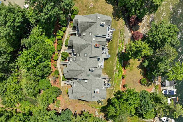 738 Weirs Blvd Apt 3, Laconia, NH 03246