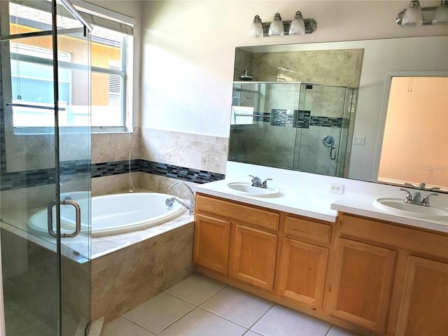 1029 MILLEBOURNE WAY, Wesley Chapel, FL 33543