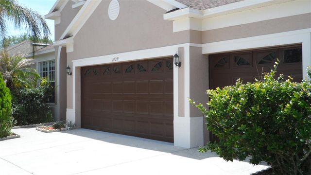 1029 MILLEBOURNE WAY, Wesley Chapel, FL 33543