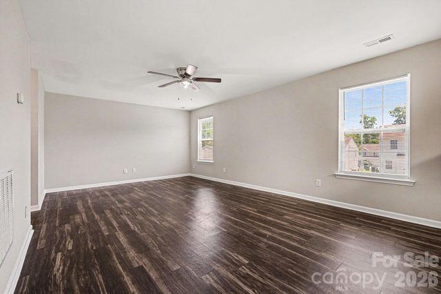 10419 Sparrow Springs Lane, Charlotte, NC 28214