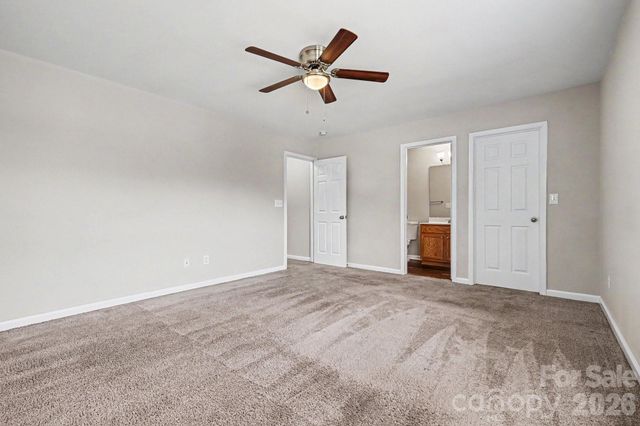 10419 Sparrow Springs Lane, Charlotte, NC 28214