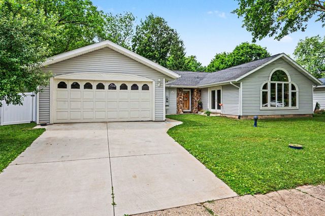 3923 Devonshire Avenue, Kalamazoo, MI 49006