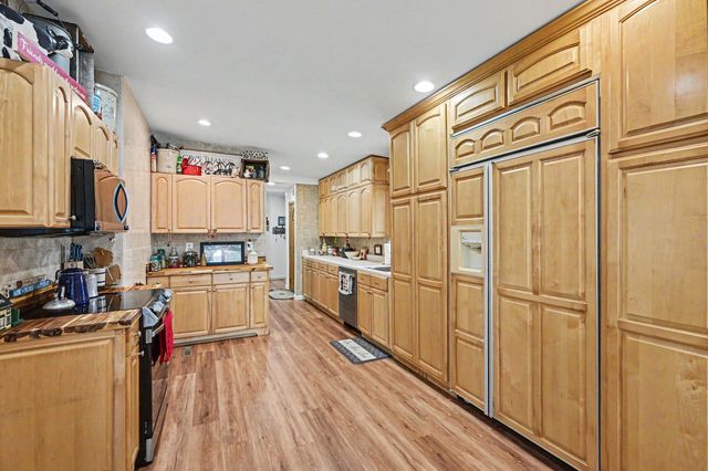 3923 Devonshire Avenue, Kalamazoo, MI 49006