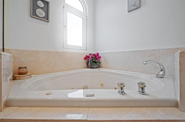 1784 Bay Drive 1784, Pompano Beach, FL 33062