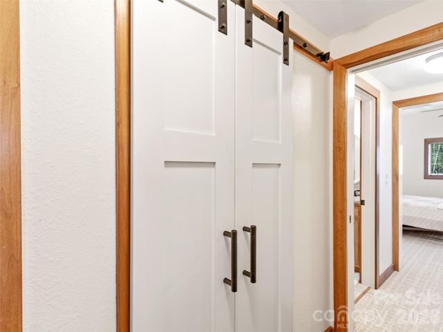 61 Creekside Way G201, Burnsville, NC 28714