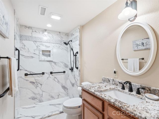 61 Creekside Way G201, Burnsville, NC 28714