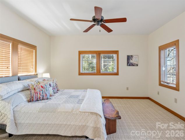 61 Creekside Way G201, Burnsville, NC 28714