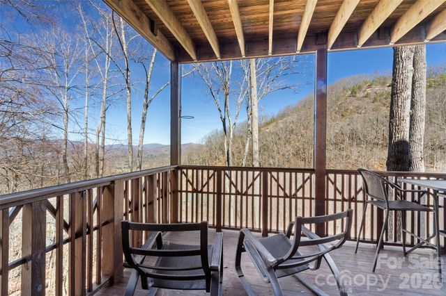 61 Creekside Way G201, Burnsville, NC 28714