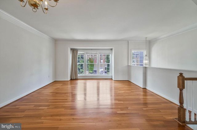 8177 MCCAULEY WAY, Lorton, VA 22079