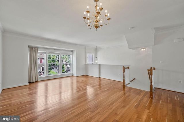 8177 MCCAULEY WAY, Lorton, VA 22079