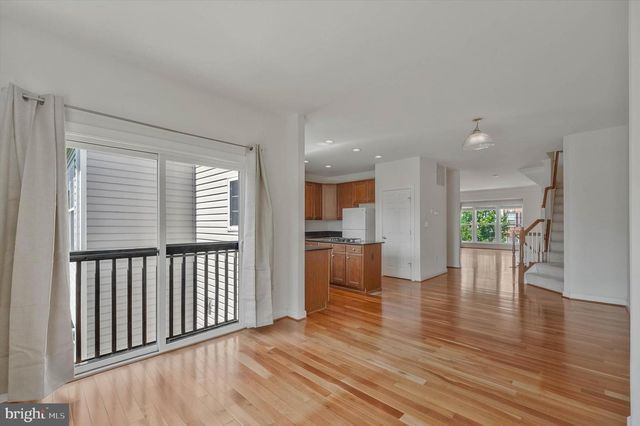 8177 MCCAULEY WAY, Lorton, VA 22079