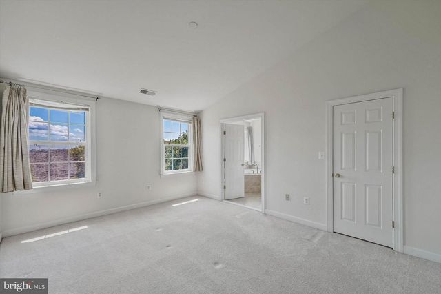 8177 MCCAULEY WAY, Lorton, VA 22079