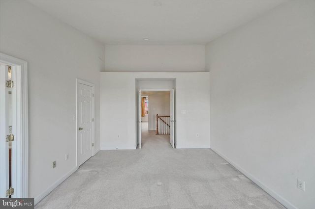 8177 MCCAULEY WAY, Lorton, VA 22079