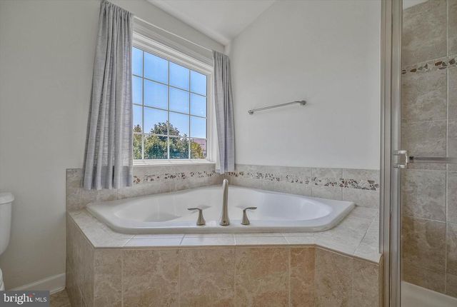 8177 MCCAULEY WAY, Lorton, VA 22079