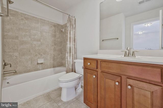 8177 MCCAULEY WAY, Lorton, VA 22079