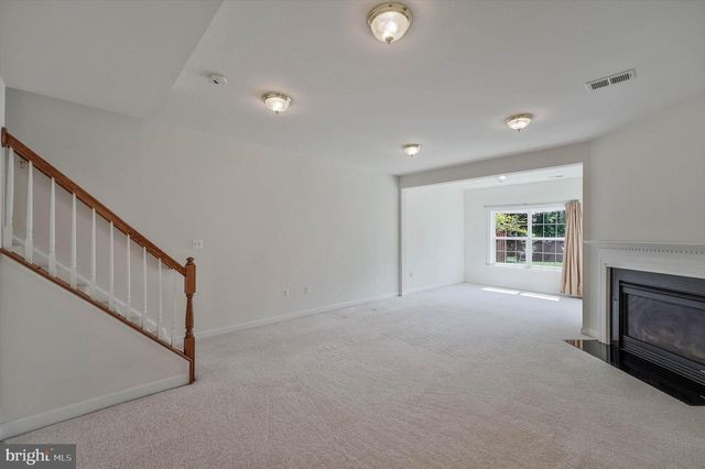 8177 MCCAULEY WAY, Lorton, VA 22079