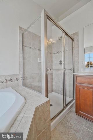 8177 MCCAULEY WAY, Lorton, VA 22079
