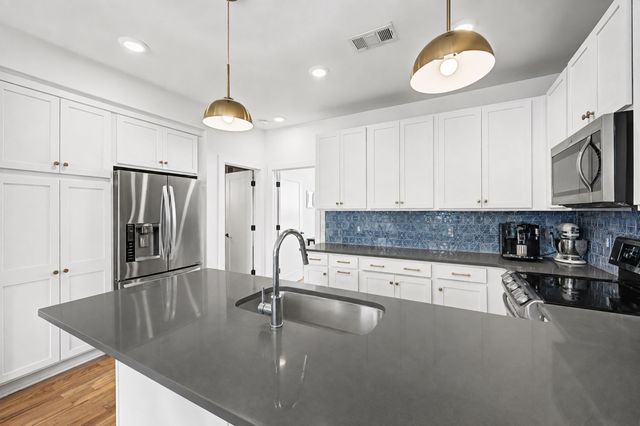 1025 Chester Ave, Nashville, TN 37206