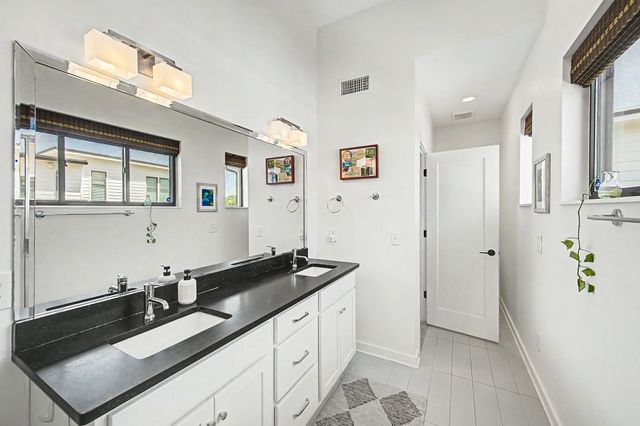 1025 Chester Ave, Nashville, TN 37206