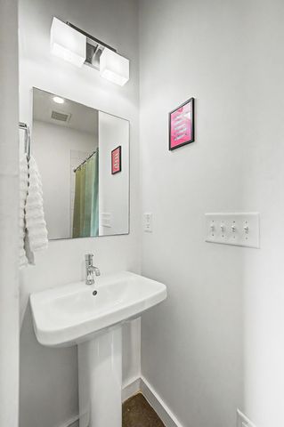 1025 Chester Ave, Nashville, TN 37206