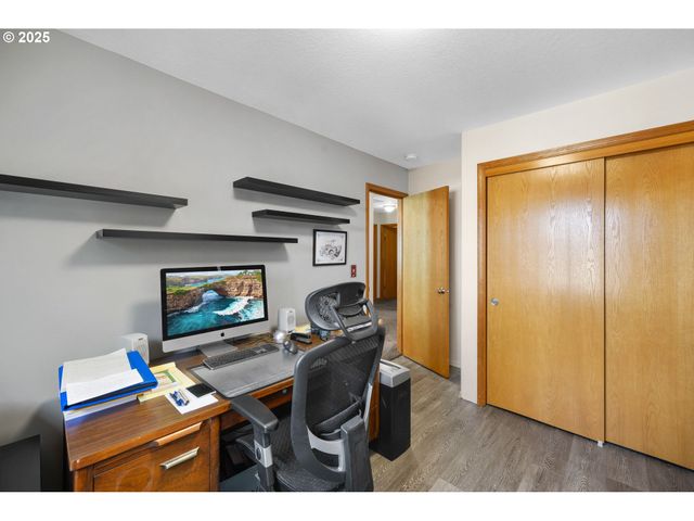 1082 57TH St, Washougal, WA 98671