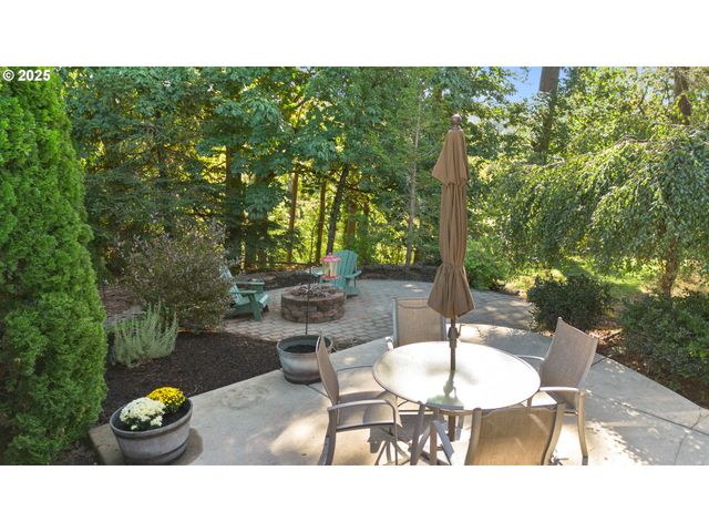 1082 57TH St, Washougal, WA 98671