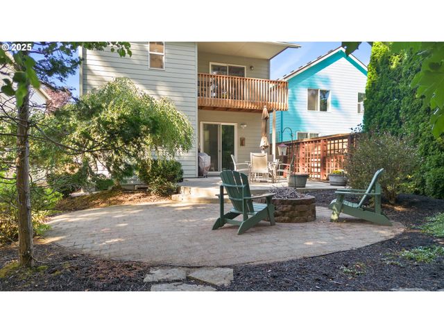 1082 57TH St, Washougal, WA 98671