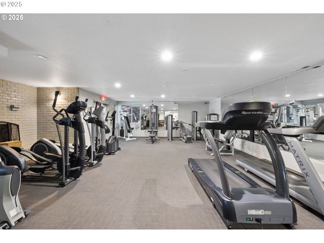 1082 57TH St, Washougal, WA 98671