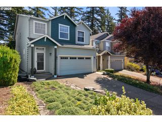 1082 57TH St, Washougal, WA 98671
