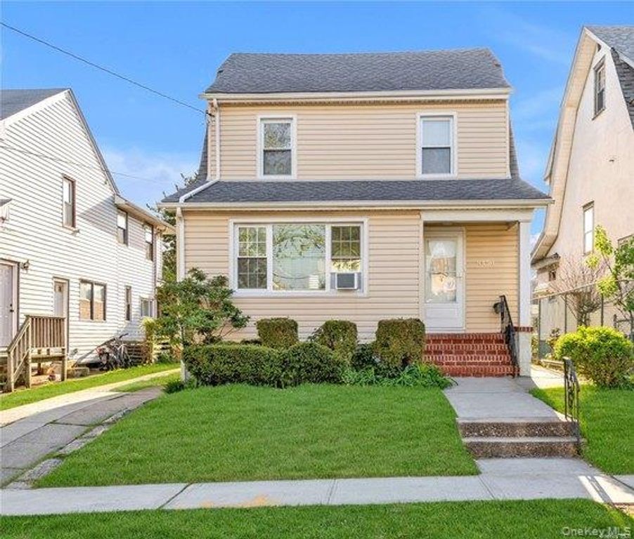 8450 159th Street, Jamaica, NY 11432